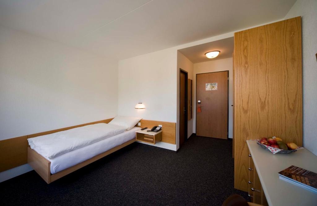 Hotel Oasis Moutier Room photo