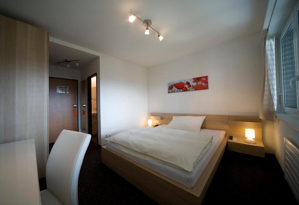 Hotel Oasis Moutier Exterior photo